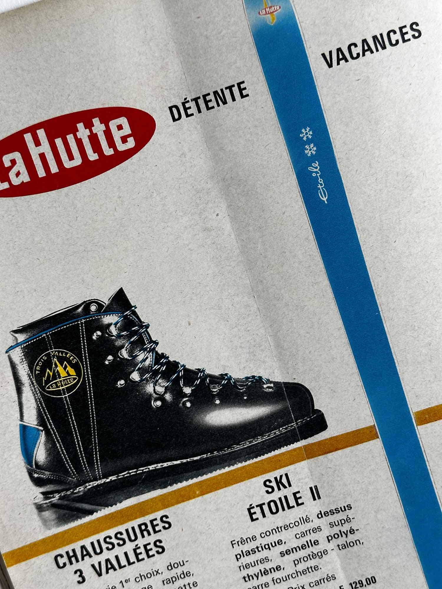 Détail affiche ski vintage La Hutte 1966, magazine Ski Français — pièce unique collection Archives Haritz