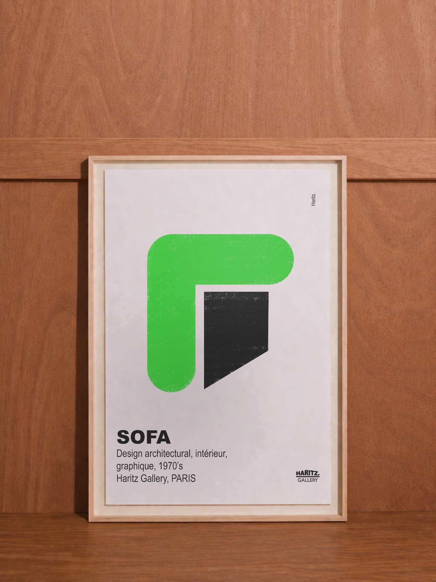 Affiche contemporaine Haritz "Doors" - design graphique minimaliste rose et corail représentant une porte arche, style architectural 1950-1970, cadre bois naturel