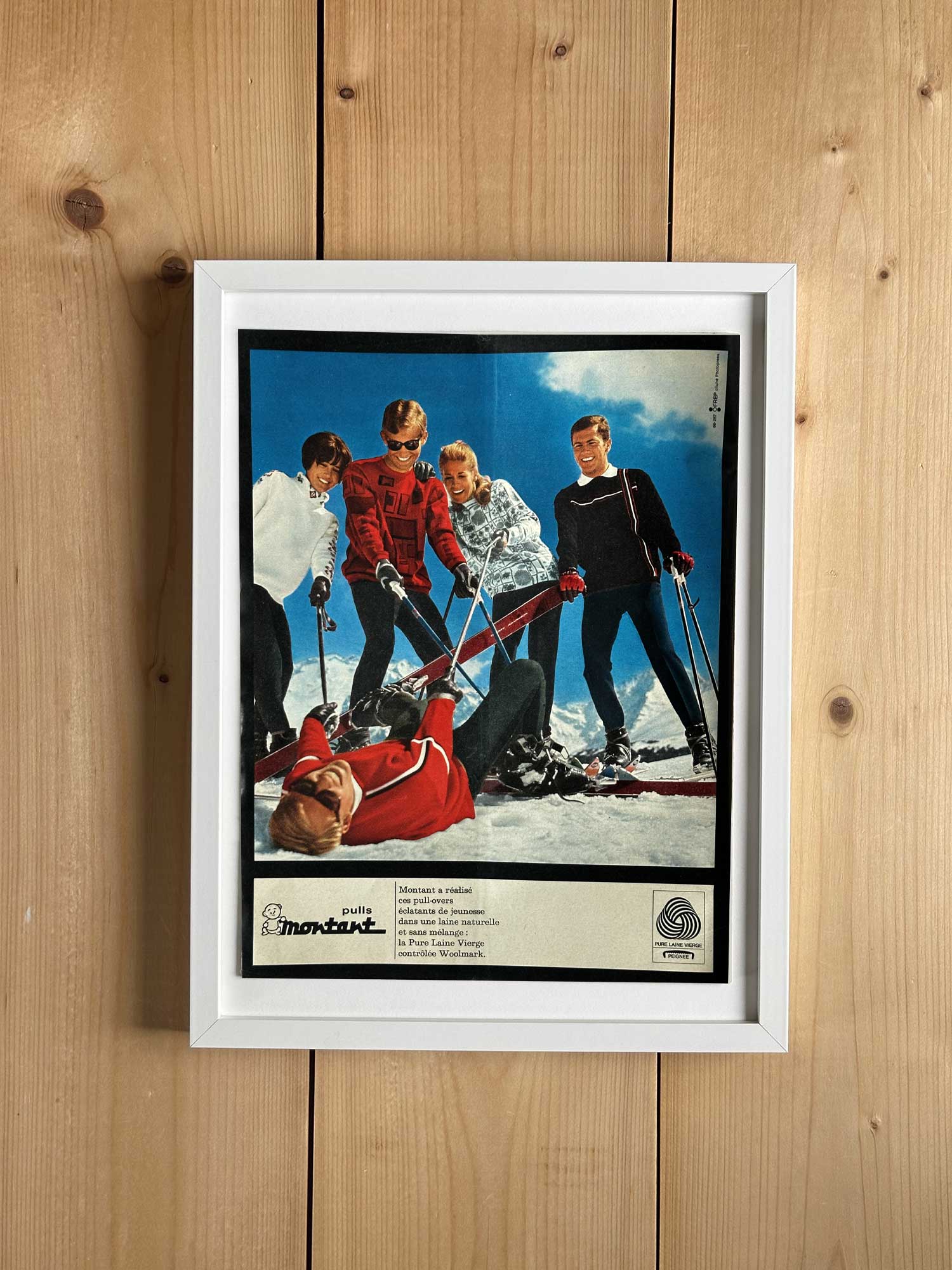 Affiche ski vintage originale 1966, publicité Montant pulls laine, extraite du magazine Ski Français — collection Archives Haritz
