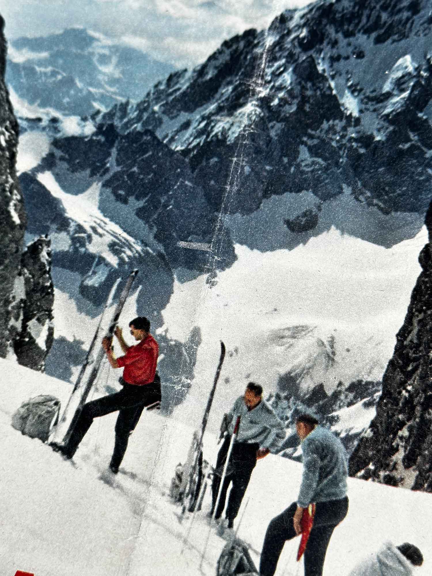 Détail affiche ski vintage skieurs en montagne 1964, magazine Ski Français — pièce unique collection Archives Haritz