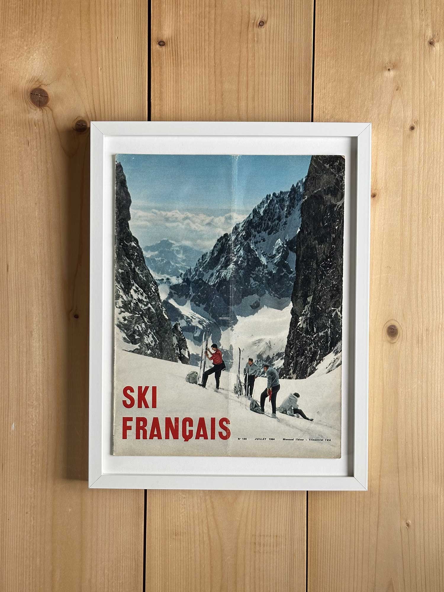 Affiche ski vintage originale 1964 extraite du magazine Ski Français, skieurs en montagne — collection Archives Haritz