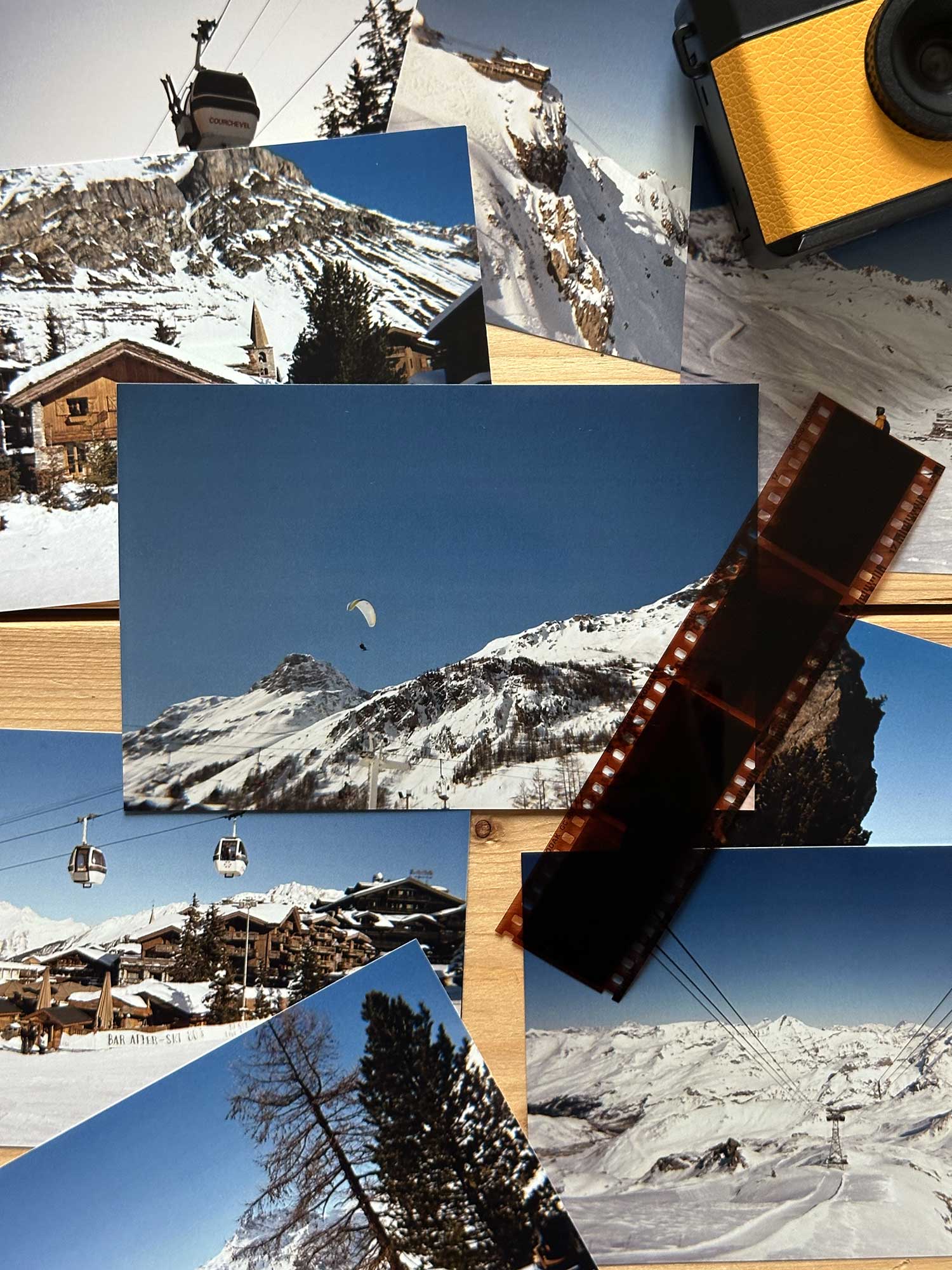 Photographie argentique Haritz d'un parapente à Val d'Isère