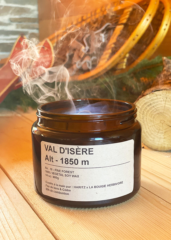 Bougie Val d'Isère - Feu de bois & Cèdre